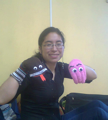 Rectángulo redondeado: FORMAMOS TERAPEUTAS EN: TRUJILLO, CUSCO, HUANCAYO, HUÁNUCO, AREQUIPA, PIURA Y SAN JOSÉ DE COSTA RICA